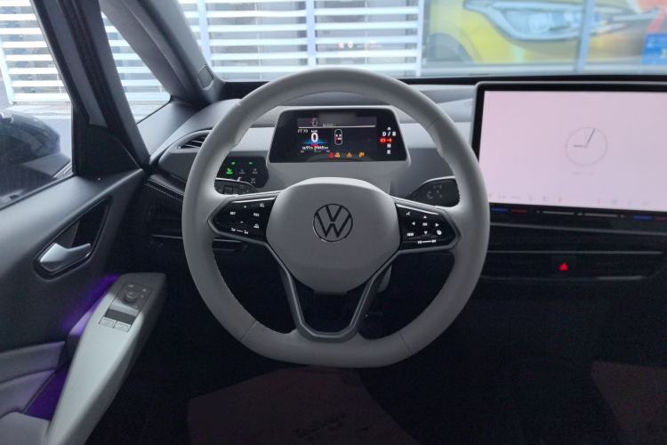 Used Volkswagen ID.3 2025 Smart Edition Outstanding Model Steering Wheel