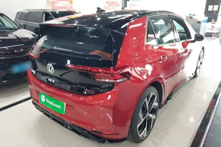 Used Volkswagen ID.3 2025 Revised Version Smart Edition Outstanding Grade Rear Right 45 Deg