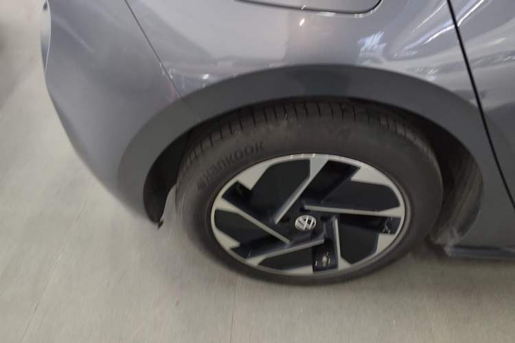 Used Volkswagen ID.3 2025 Smart Edition Outstanding Model Exterior 8