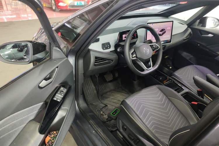 Used Volkswagen ID.3 2025 Smart Edition Outstanding Model Interior 3