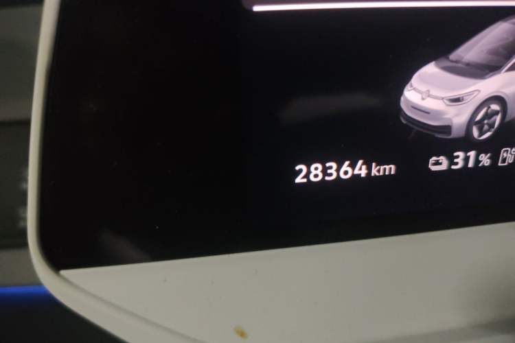 Used Volkswagen ID.3 2025 Smart Edition Ultra-Intelligent Oxygen Version Odometer Close Up