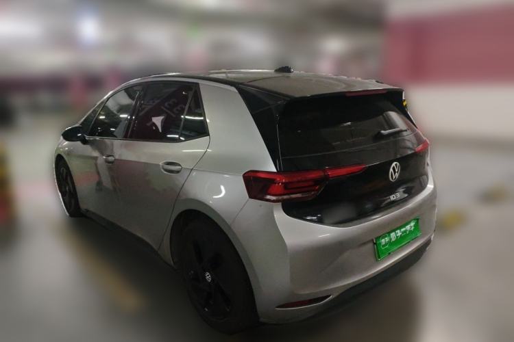 Used Volkswagen ID.3 2025 Smart Edition Ultra-Intelligent Oxygen Version Rear Left 45 Deg