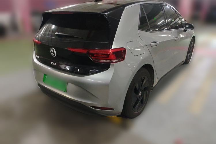 Used Volkswagen ID.3 2025 Smart Edition Ultra-Intelligent Oxygen Version Rear Right 45 Deg