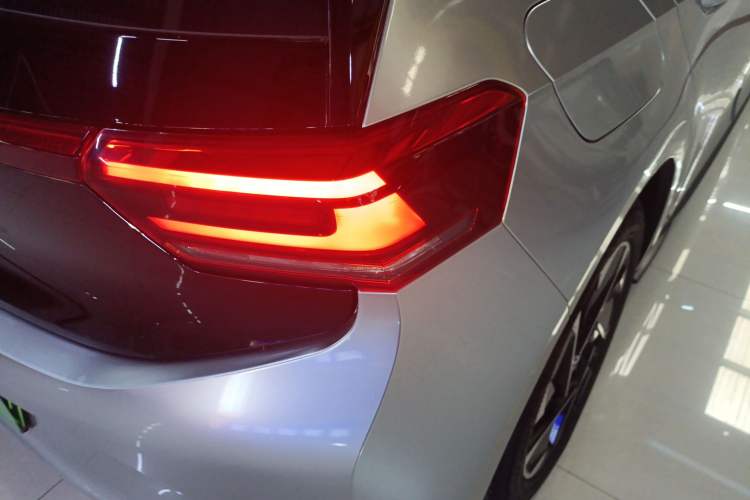 Used Volkswagen ID.3 2025 Smart Edition Outstanding Model Right Rear Taillight