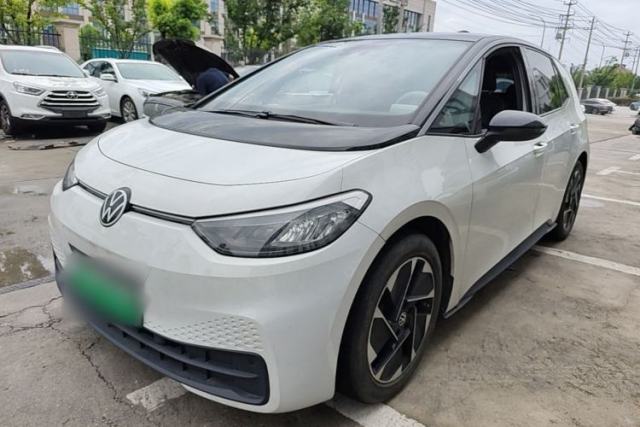 Used Volkswagen ID.3 2025 Smart Model Outstanding Oxygen Edition