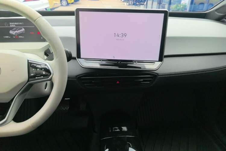 Used Volkswagen ID.3 2025 Smart Model Outstanding Oxygen Edition Audio And AC Panel