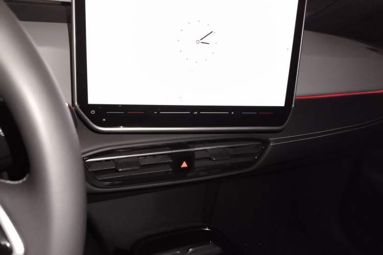 Used Volkswagen ID.3 2025 Smart Edition Ultra-Intelligent Version Audio And AC Panel