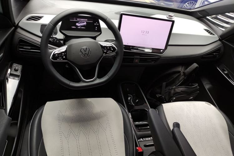 Used Volkswagen ID.3 2025 Smart Edition Outstanding Model Center Console