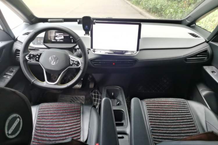 Used Volkswagen ID.3 2025 Smart Version Pure & Intelligent Enjoyment Edition Center Console