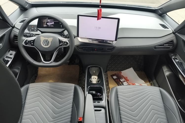 Used Volkswagen ID.3 2025 Smart Edition Outstanding Model Center Console