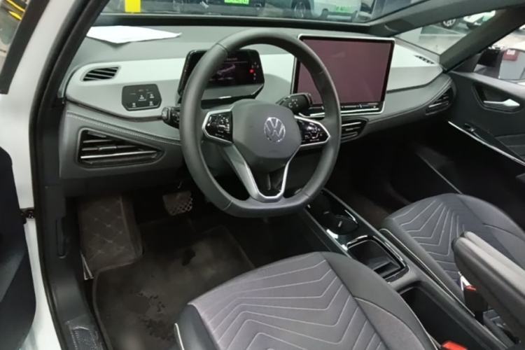 Used Volkswagen ID.3 2025 Smart Edition Outstanding Model Center Console