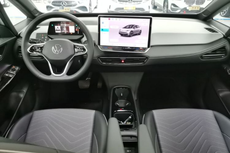 Used Volkswagen ID.3 2025 Smart Edition Outstanding Model Center Console
