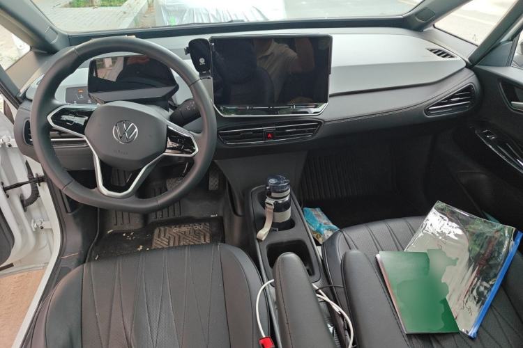 Used Volkswagen ID.3 2025 Smart Edition Outstanding Model Center Console