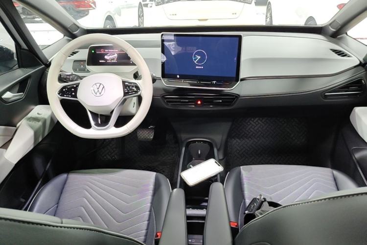 Used Volkswagen ID.3 2025 Smart Edition Outstanding Model Center Console