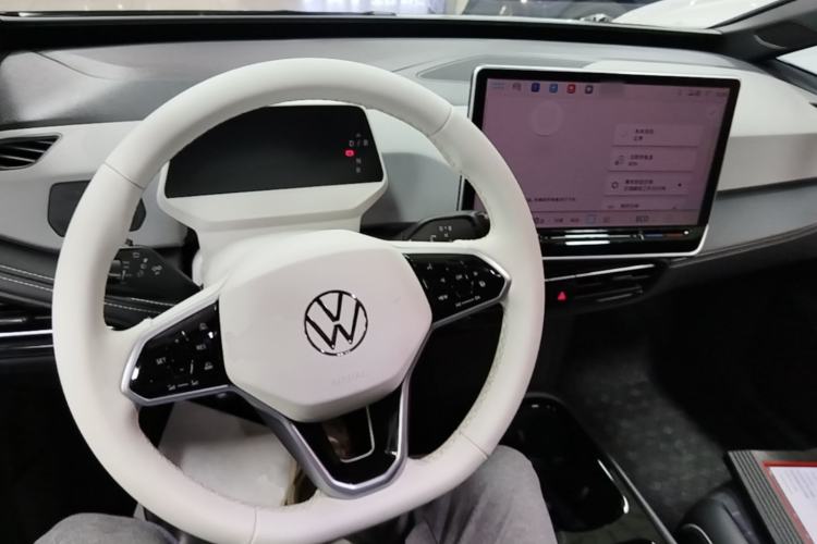 Used Volkswagen ID.3 2025 Smart Edition Outstanding Model Center Console
