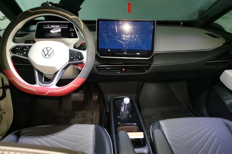 Used Volkswagen ID.3 2025 Smart Edition Outstanding Model Center Console