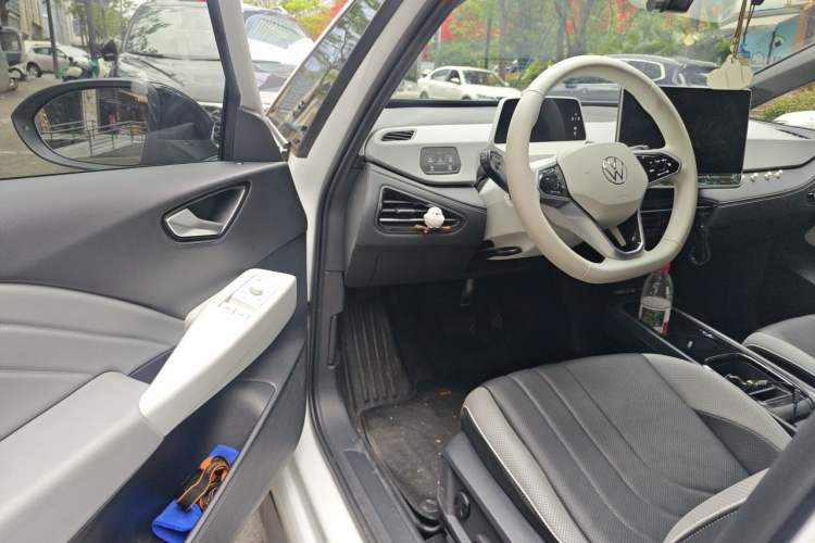 Used Volkswagen ID.3 2025 Smart Edition Ultra-Intelligent Oxygen Version Driver Seat