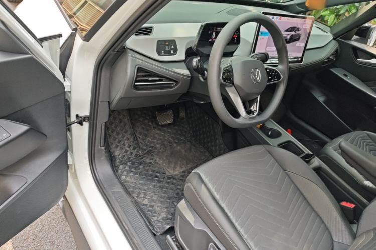 Used Volkswagen ID.3 2025 Smart Version Pure & Intelligent Enjoyment Edition Driver Seat