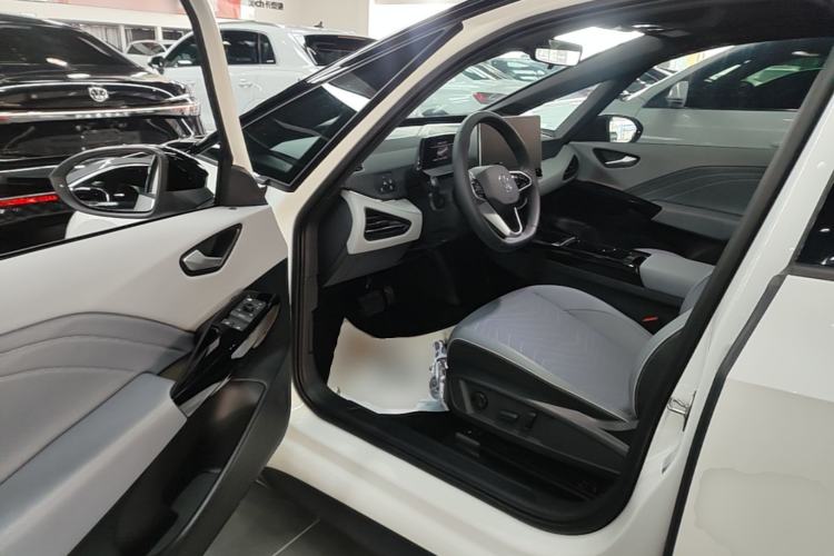 Used Volkswagen ID.3 2025 Revised Version Smart Edition Outstanding Grade Driver Seat