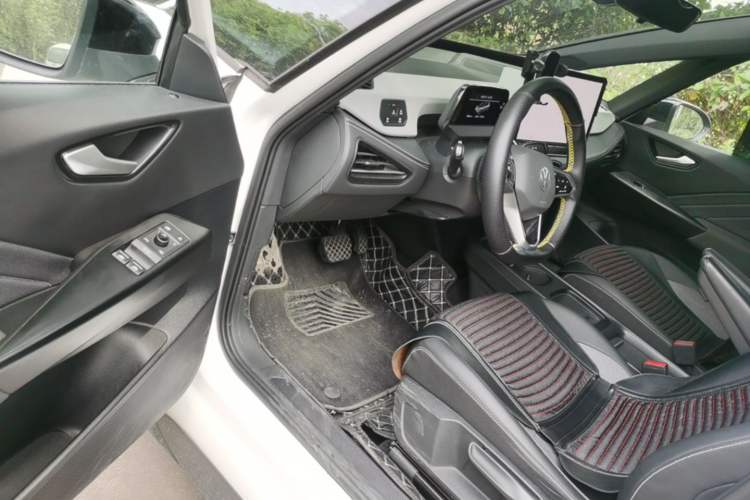 Used Volkswagen ID.3 2025 Smart Version Pure & Intelligent Enjoyment Edition Driver Seat