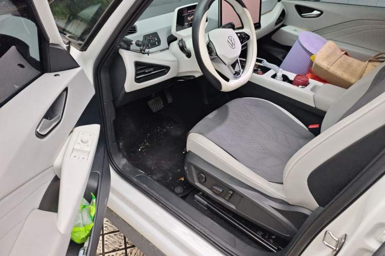 Used Volkswagen ID.3 2025 Revised Version Smart Edition Outstanding Grade Driver Seat