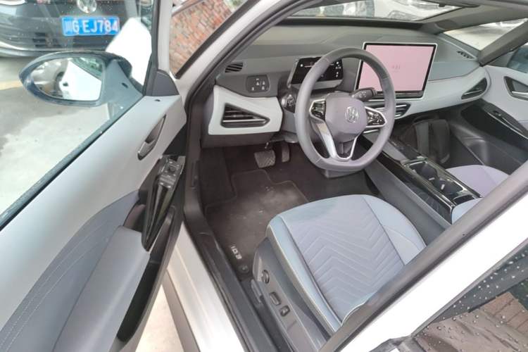 Used Volkswagen ID.3 2025 Revised Version Smart Edition Outstanding Grade Driver Seat