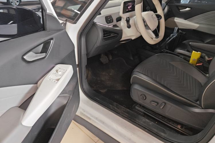 Used Volkswagen ID.3 2025 Smart Edition Outstanding Model Driver Seat