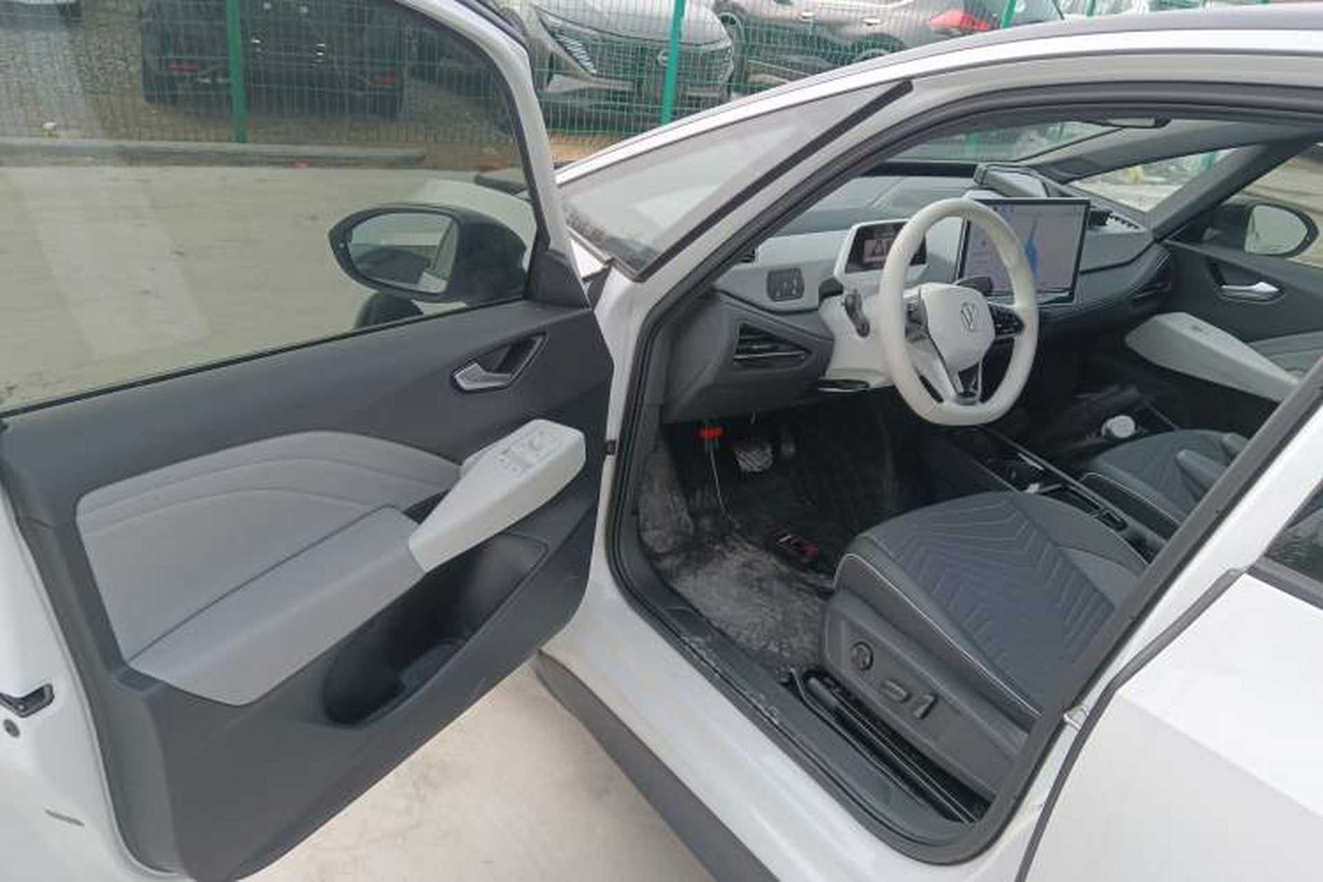Used Volkswagen ID.3 2025 Smart Model Outstanding Oxygen Edition Driver Seat