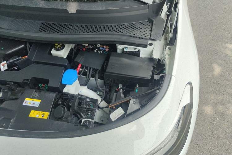 Used Volkswagen ID.3 2025 Smart Edition Outstanding Model Engine Bay Left