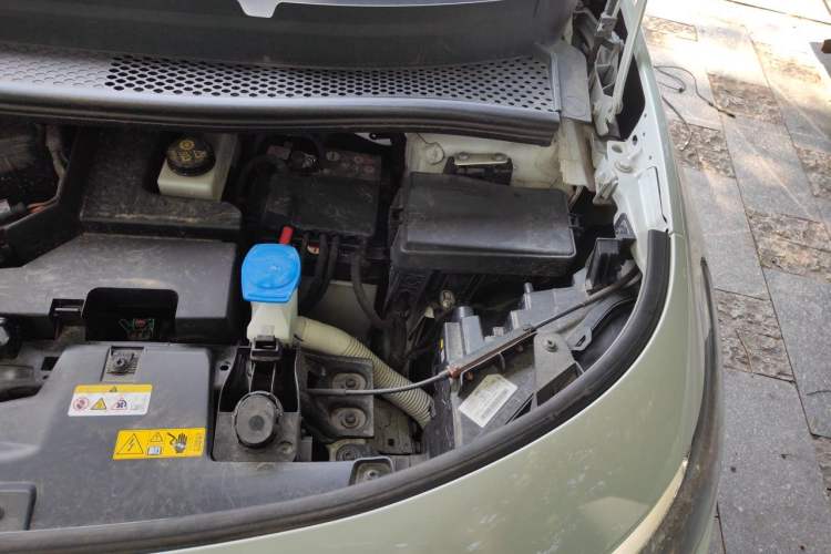Used Volkswagen ID.3 2025 Smart Edition Outstanding Model Engine Bay Left