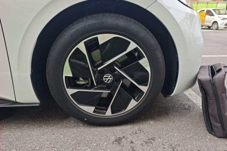Used Volkswagen ID.3 2025 Smart Edition Ultra-Intelligent Oxygen Version Exterior 1