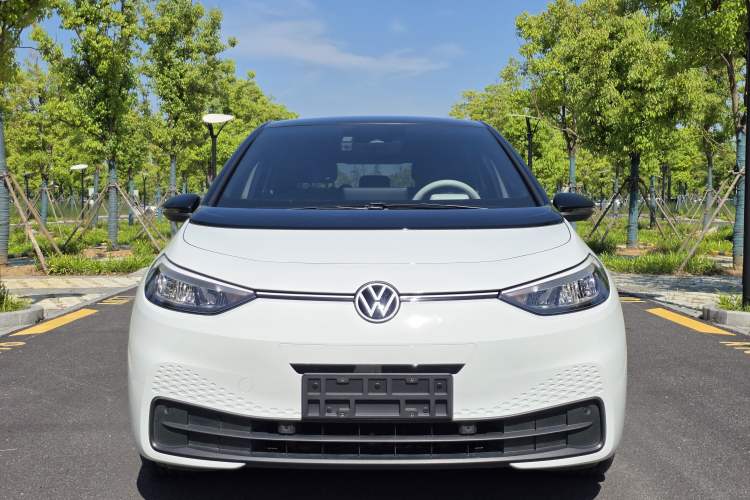 Used Volkswagen ID.3 2025 Smart Edition Outstanding Model Exterior 1