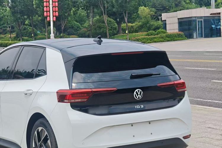 Used Volkswagen ID.3 2025 Smart Edition Outstanding Model Exterior 2