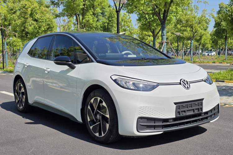 Used Volkswagen ID.3 2025 Smart Edition Outstanding Model Exterior 2