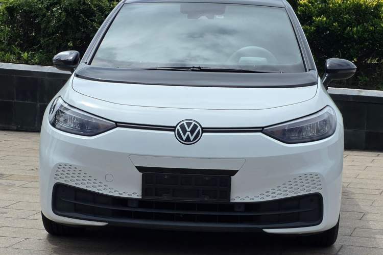 Used Volkswagen ID.3 2025 Smart Edition Outstanding Model Exterior 2