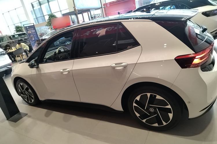 Used Volkswagen ID.3 2025 Smart Edition Ultra-Intelligent Oxygen Version Exterior 3