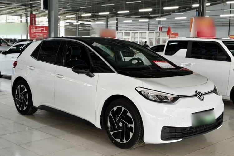 Used Volkswagen ID.3 2025 Smart Model Outstanding Oxygen Edition Exterior 3
