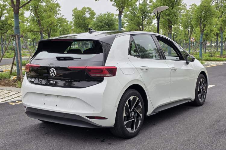 Used Volkswagen ID.3 2025 Smart Edition Ultra-Intelligent Oxygen Version Exterior 3