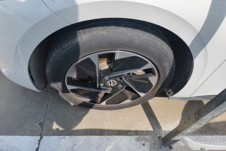 Used Volkswagen ID.3 2025 Smart Version Pure & Intelligent Enjoyment Edition Exterior 4