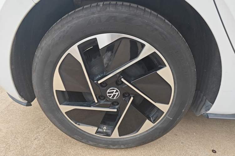 Used Volkswagen ID.3 2025 Smart Edition Outstanding Model Exterior 5