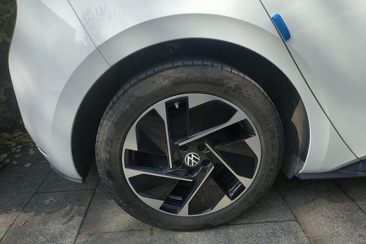 Used Volkswagen ID.3 2025 Smart Version Pure & Intelligent Enjoyment Edition Exterior 5