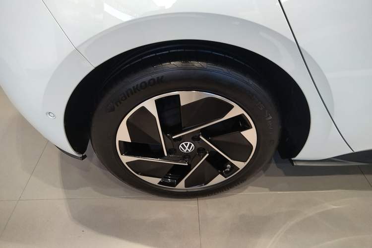 Used Volkswagen ID.3 2025 Smart Edition Ultra-Intelligent Oxygen Version Exterior 8