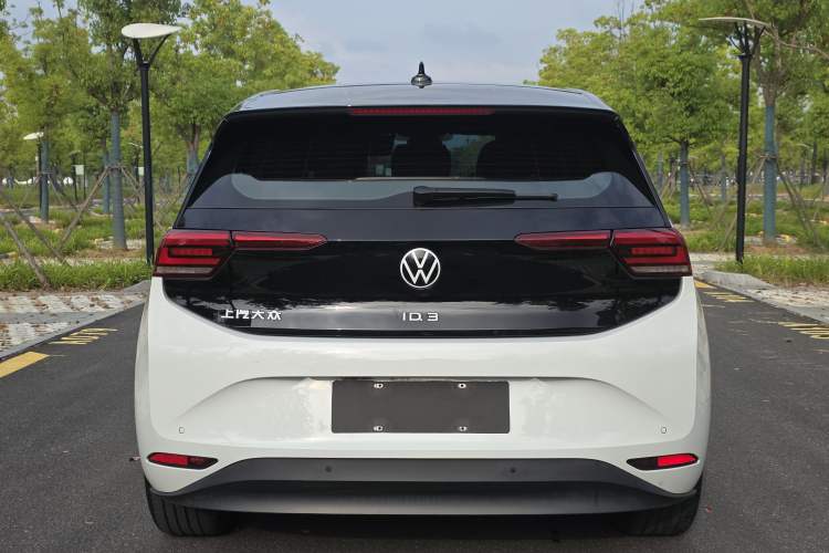 Used Volkswagen ID.3 2025 Smart Edition Outstanding Model Exterior 8