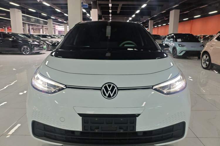 Used Volkswagen ID.3 2025 Smart Model Outstanding Oxygen Edition Front