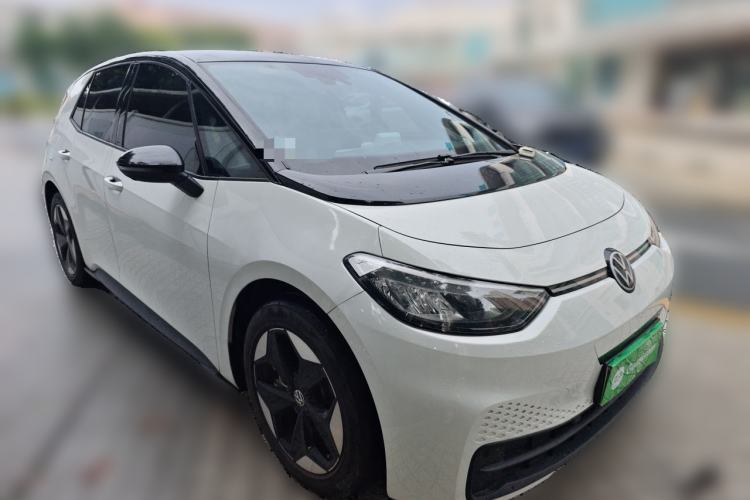 Used Volkswagen ID.3 2025 Revised Version Smart Edition Outstanding Grade Front Right 45 Deg