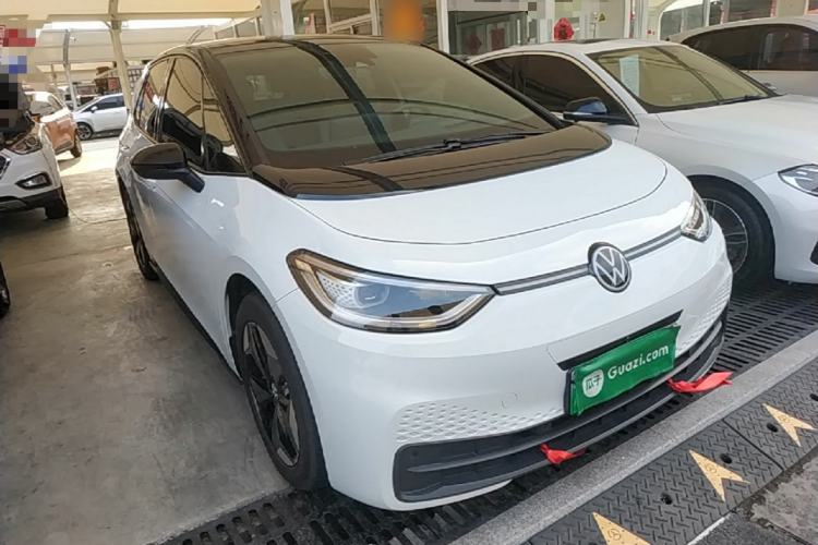 Used Volkswagen ID.3 2025 Revised Version Smart Edition Ultimate Intelligence Version Front Right 45 Deg