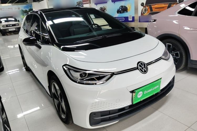 Used Volkswagen ID.3 2025 Revised Version Smart Edition Ultimate Intelligence Version Front Right 45 Deg
