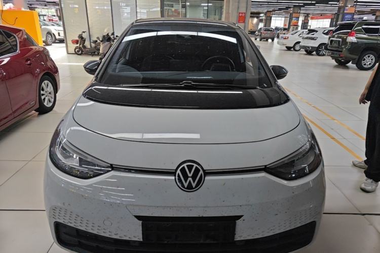 Used Volkswagen ID.3 2025 Smart Edition Outstanding Model Front