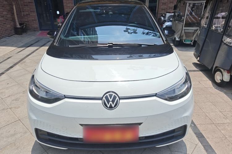 Used Volkswagen ID.3 2025 Smart Model Outstanding Oxygen Edition Front