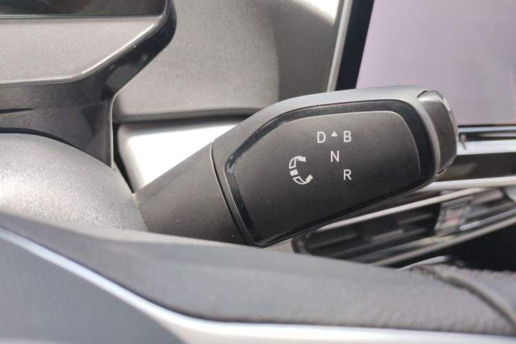 Used Volkswagen ID.3 2025 Revised Version Smart Edition Outstanding Grade Gear Lever